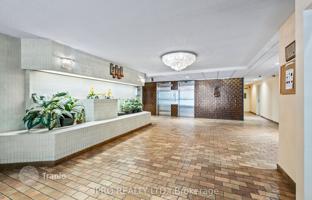 7-комнатная квартира в Скарборо за C$784 000