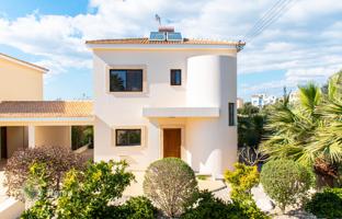 4-комнатная вилла 185 м² в Пафосе за 649 000 €