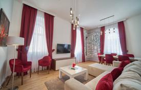 Четырехкомнатная классическая квартира в Марианске-Лазне, Карловарский край, Чехия за 602 000 €