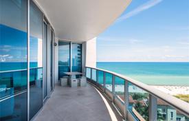 Меблированные апартаменты с видом на океан в резиденции на первой линии от пляжа, Майами-Бич, Флорида, США за $2 950 000