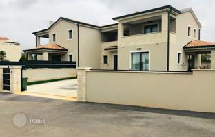 4-комнатный дом 160 м² в Порече за 570 000 €