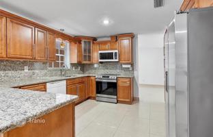 4-комнатный дом 246 м² в Майами за $1 037 000
