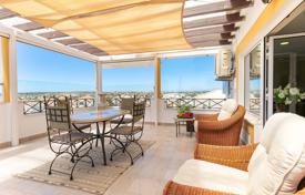 Меблированный пентхаус с террасами, сауной и панорамным видом в Лагуше, Фару, Португалия за 879 000 €