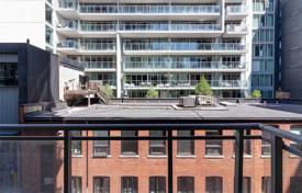 Квартира на Веллингтон-стрит Запад, Олд Торонто, Торонто,  Онтарио,   Канада за C$741 000