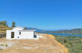 Незаконченная двухэтажная вилла с большим участком и панорамным видом на море в Галатасе, Пелопоннес, Греция за 205 000 €