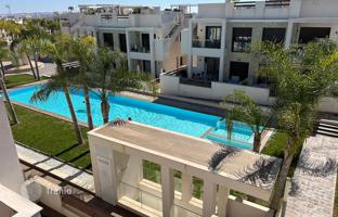 2-комнатный коттедж 100 м² в Торревьехе за 299 000 €
