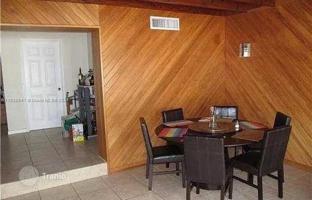 3-комнатный дом 197 м² в Холливуде за $550 000