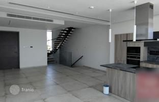 4-комнатная вилла 227 м² в Фамагусте за 620 000 €