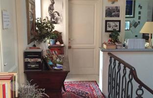 2-комнатная квартира 126 м² в Понтассьеве за 375 000 €