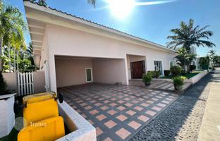 5-комнатная вилла 550 м² в Паттайе за $747 000
