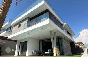 4-комнатная вилла 270 м² в Лимасоле за 1 800 000 €