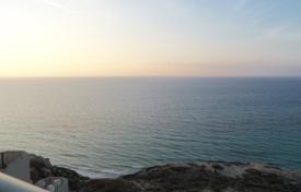 Пентхаус с двумя террасами и панорамным видом на море, на первой линии от пляжа, Нетания, Израиль за 1 299 000 €