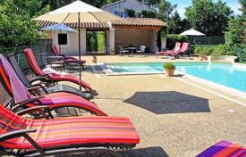 Меблированная вилла с бассейном, Л'Иль-Сюр-ла-Сорг, Франция за 1 950 000 €