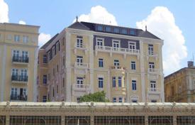 Стильная трехкомнатная квартира в Марианске-Лазне, Карловарский край, Чехия за 307 000 €