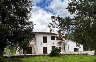 6-комнатный дом 400 м² в Мотовуне за 550 000 €