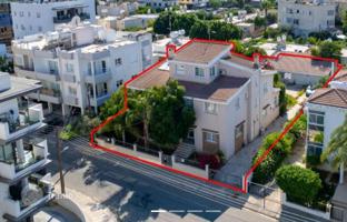 5-комнатный коттедж 327 м² в Лакатамии за 600 000 €