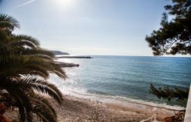 Меблированный коттедж с садом рядом с морем, Тасос, Греция за 430 000 €