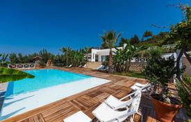 Красивая вилла с бассейном и садом в 300 метрах от пляжа, Олюдениз, Турция за 12 700 € в неделю