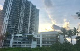 Отремонтированные апартаменты на первой линии от океана в Санни-Айлс-Бич, Флорида, США за $895 000