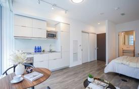 Квартира в Янг-стрит, Торонто, Онтарио,  Канада за C$699 000