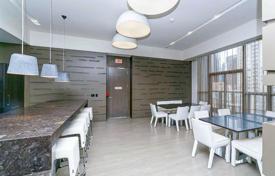 Квартира на Чарльс-стрит Восток, Олд Торонто, Торонто,  Онтарио,   Канада за C$647 000