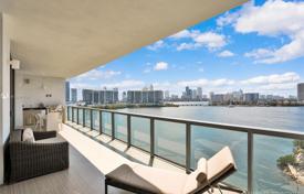 Уютная квартира с видом на океан в резиденции на первой линии от пляжа, Авентура, Флорида, США за $1 850 000