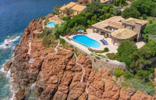 8-комнатная вилла в Теуль-Сюр-Мер за 6 990 000 €