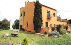 Комфортабельный дом в живописном спокойном районе, Жирона, Испания за 1 380 000 €
