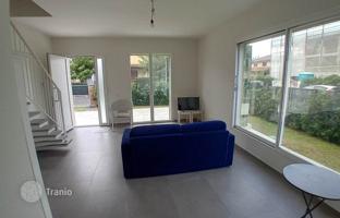 4-комнатная квартира 97 м² в Пьетрасанте за 825 000 €