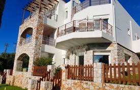 Светлая вилла с частным садом, бассейном, парковкой, террасами и видом на море и горы, Ханья, Греция за 670 000 €