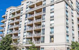 Квартира на Батерст-стрит, Торонто, Онтарио,  Канада за C$696 000