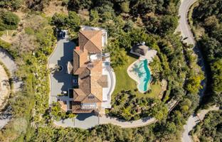8-комнатная вилла 1 674 м² в Марбелье за 10 900 000 €