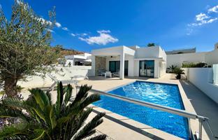 3-комнатная вилла 120 м² в Сьюдад-Кесада за 479 000 €