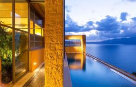 Двухэтажная вилла с видом на море, бассейном и садом, Ханья, Крит, Греция за 4 200 € в неделю
