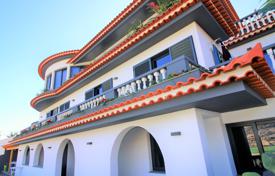 Высококачественная вилла с гостевыми апартаментами и гаражом, Фуншал, Португалия за 890 000 €