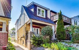 Дом в городе в Олд Торонто, Торонто, Онтарио,  Канада за C$1 206 000