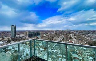 5-комнатная квартира в Норт-Йорке за C$920 000
