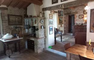 Земельный участок 220 м² в Роккальбенье за 948 000 €