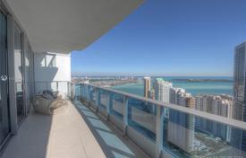 Современные апартаменты с видом на океан в резиденции на первой линии от пляжа, Майами, Флорида, США за 933 000 €