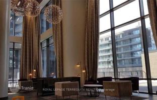 5-комнатная квартира в Норт-Йорке за C$1 035 000