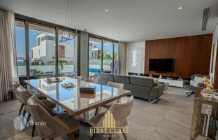 5-комнатный коттедж 330 м² в Кисонерге за 1 800 000 €
