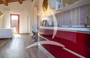 4-комнатная вилла 300 м² в Кастильоне-дель-Лаго за 990 000 €