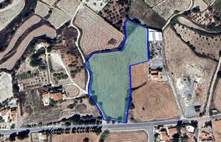Земельный участок 12 710 м² в Пафосе за 990 000 €