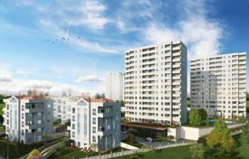 Двухуровневые апартаменты в новой охраняемой резиденции с бассейнами и парковкой, в центре Стамбула, Турция за $227 000