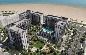 Новая резиденция с бассейном рядом с пляжем, Шарджа, ОАЭ за От $121 000