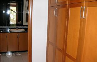 5-комнатный коттедж 362 м² в Агландзии за 850 000 €
