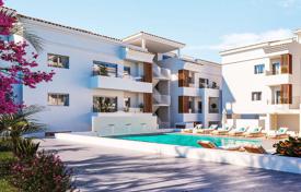 Двухуровневый пентхаус в резиденции с бассейном и садом, рядом с пляжем, Фуэнхирола, Испания за 309 000 €