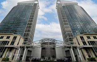 5-комнатная квартира в Скарборо за C$809 000