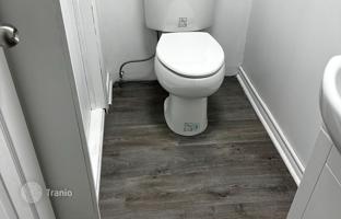 11-комнатный дом в Скарборо за C$1 212 000