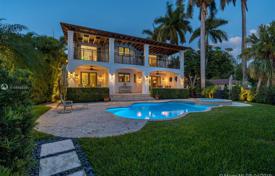 Комфортабельная вилла с бассейном, гаражом и террасами, Майами-Бич, США за $3 650 000